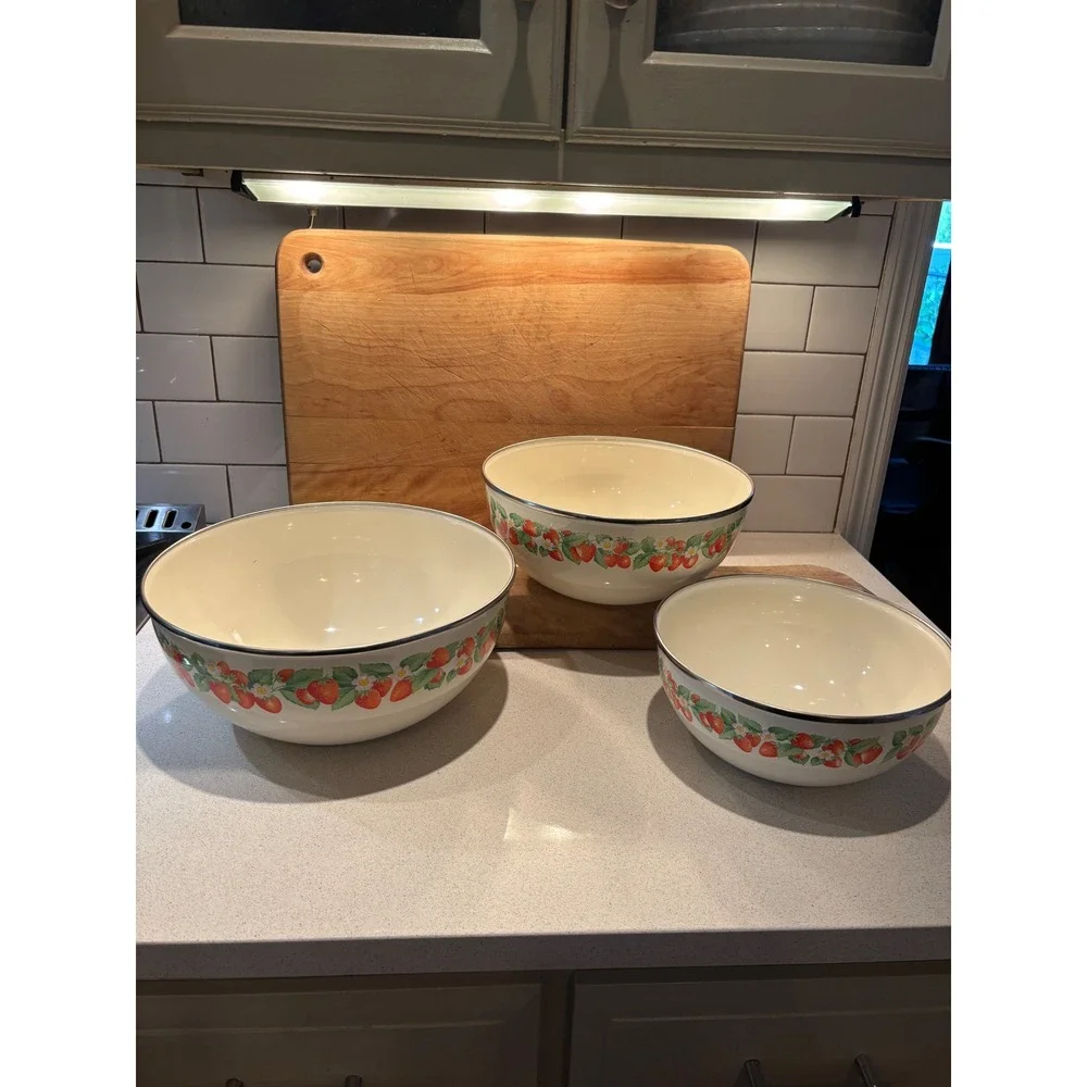 Vintage Kobe Kitchen Enamel Strawberry Nesting Mixing Bowls Set of 3 Japan